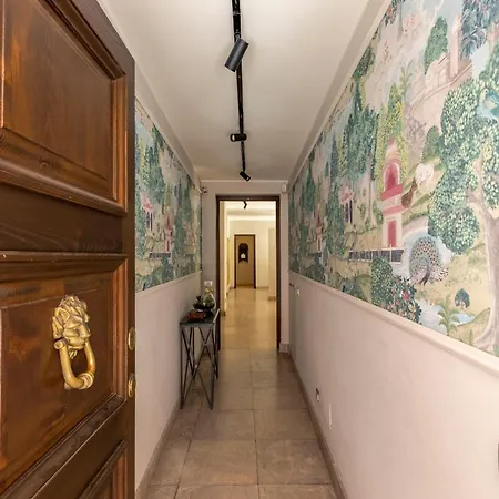 아파트 Romac Fontanella Borghese Palace *